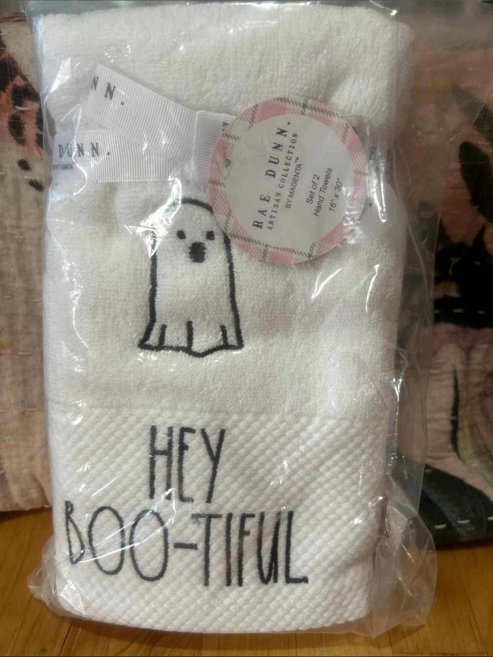 Rae Dunn set of 2 Halloween ghost hand towels